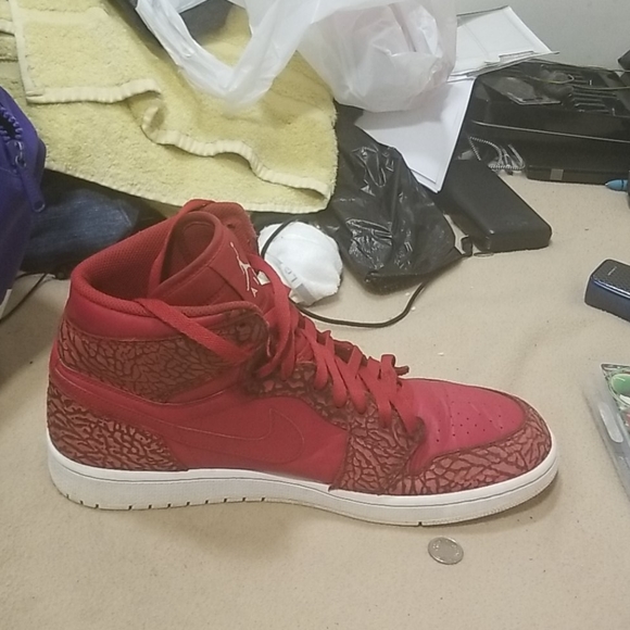 JORDAN 1 OG RED CEMENT - Picture 2 of 3